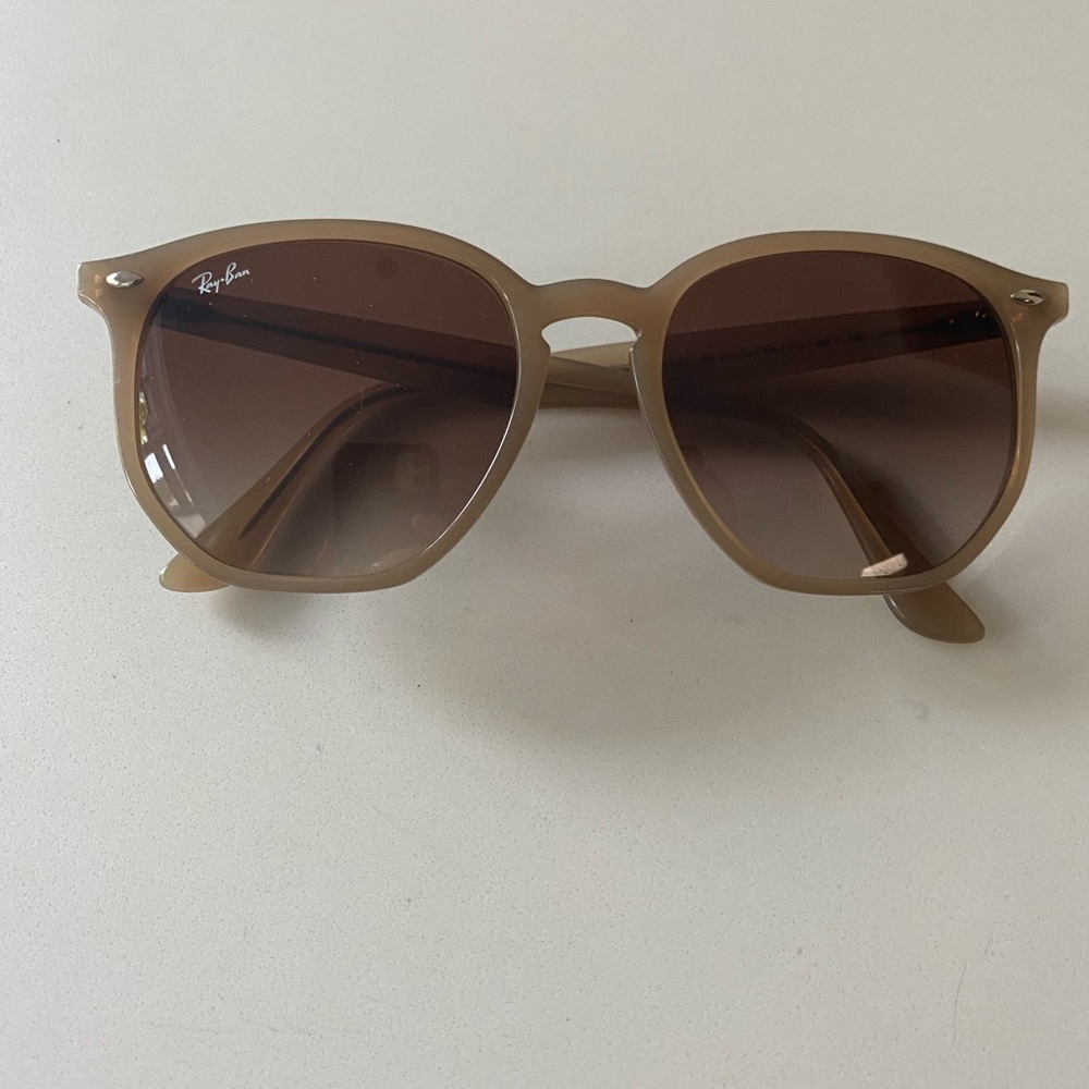 Ray-Ban Brown Sunglasses